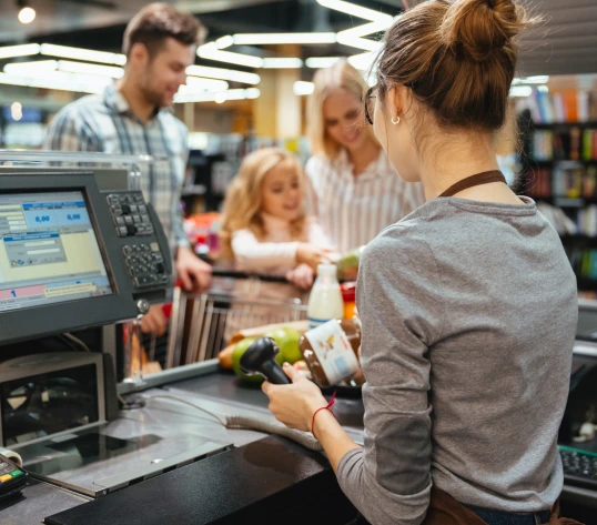 Retail and eCommerce industry image